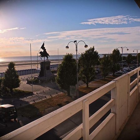 Le Bain de mer Boulogne-sur-Mer Eksteriør bilde